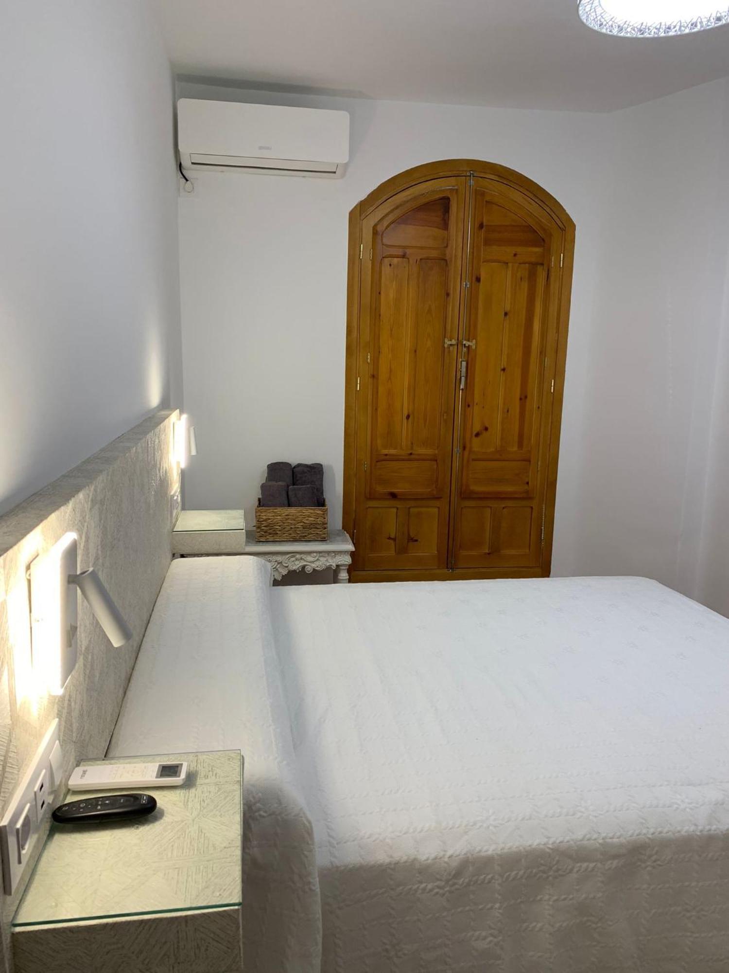 Apartamento Piso Bernardo López Jaén Exterior foto